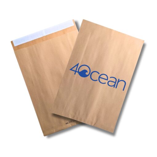 Image of Eco-Natural Lite paper shipping bags.