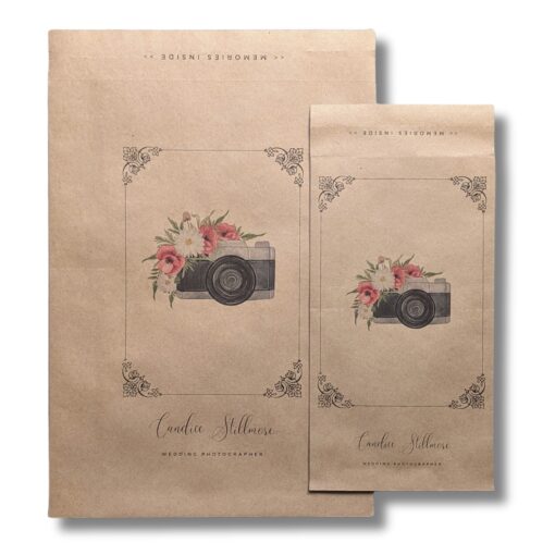 Image of Eco-Natural Lite paper shipping bags.